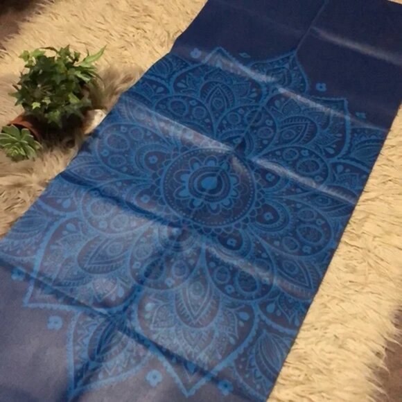 Gaiam Foldable Yoga/Exercise Mat-EUC-Blue-67x24 - Picture 3 of 8